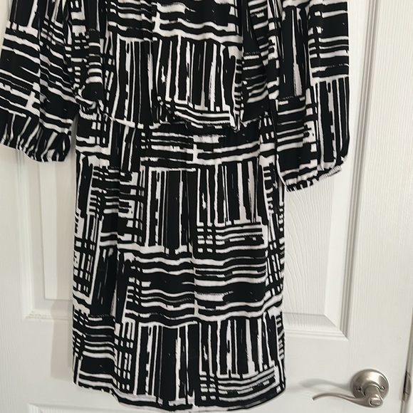 AB Studio Black and White Patterned Women's Dress - Picture 2 of 8